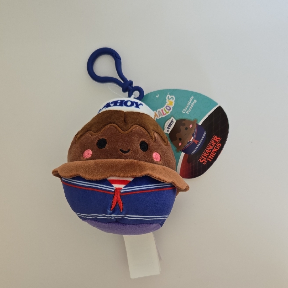 🍫✨ NWT Stranger Things x Squishmallows “Chocolate Pudding” Mini Clip-On Plushie